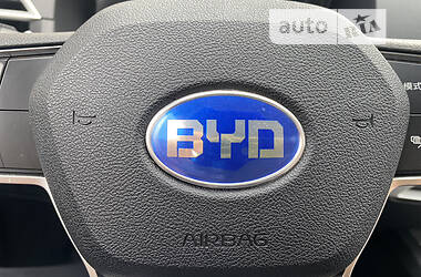 Хэтчбек BYD E2 2022 в 
