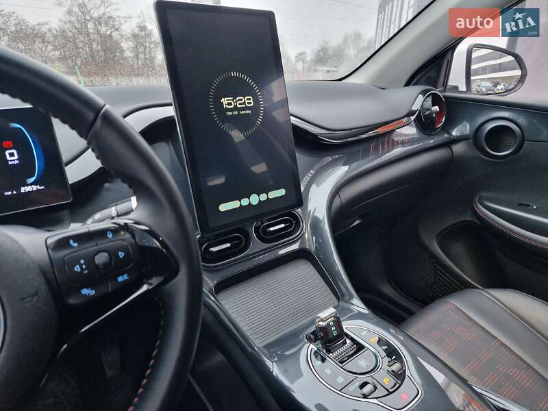 Хэтчбек BYD E2 2023 в Киеве