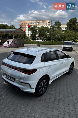 Хэтчбек BYD E2 2025 в 