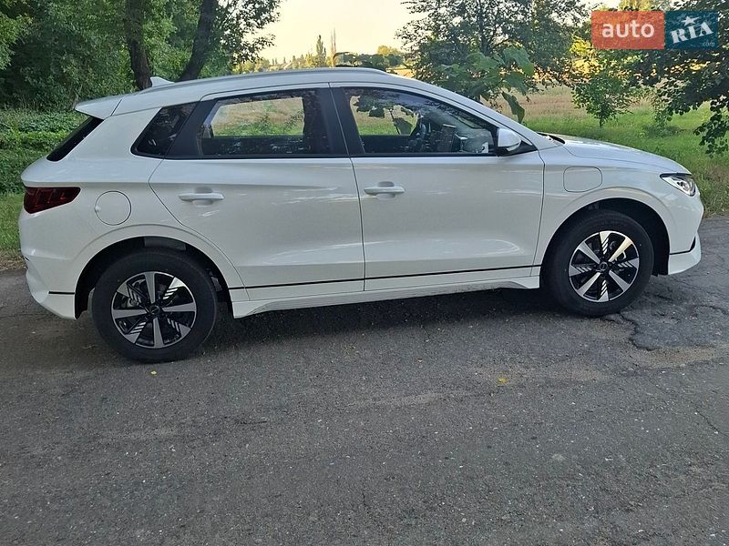 Хетчбек BYD E2 2025 в Теплодарі