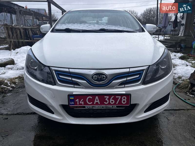 BYD E5 2019