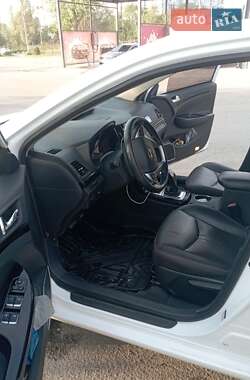 Седан BYD E5 2016 в Запоріжжі