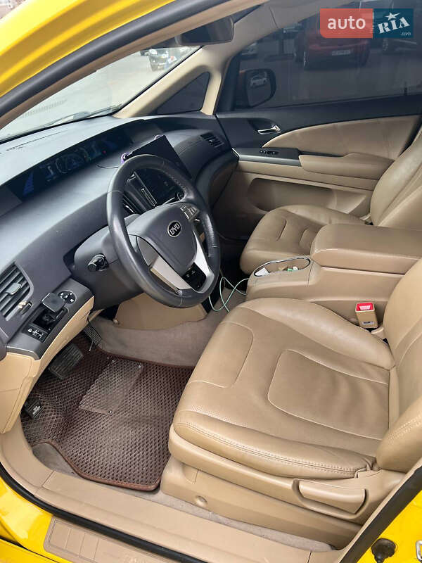 Хэтчбек BYD E6 2014 в Днепре фото 8 Хэтчбек BYD E6 2014 в Днепре