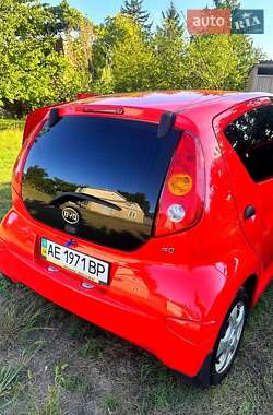 Хэтчбек BYD F0 2013 в 