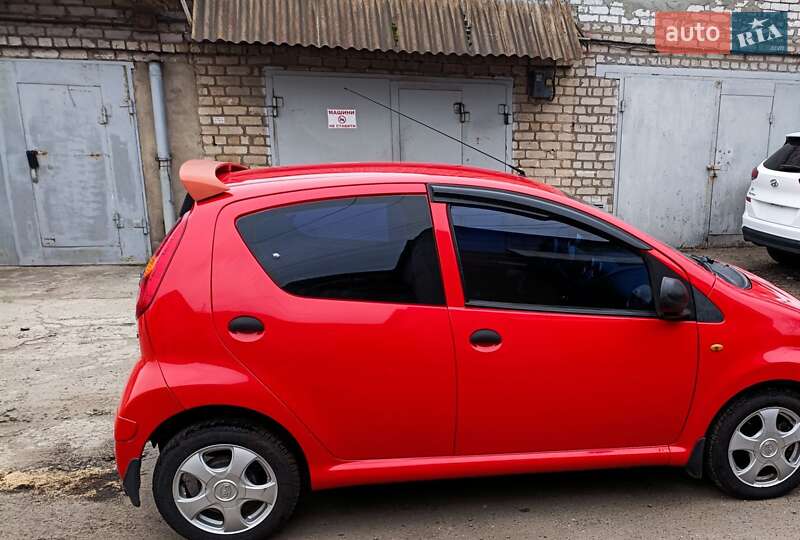 Хэтчбек BYD F0 2012 в Запорожье