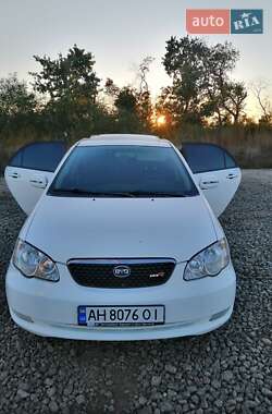 Седан BYD F3 2013 в 