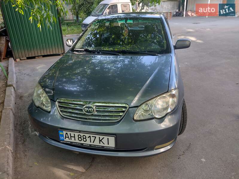 Седан BYD F3 2013 в 