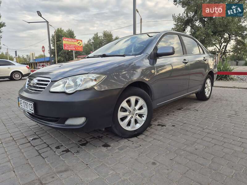 Седан BYD F3 2012 в Новомосковске