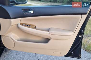 Седан BYD F6 2012 в 