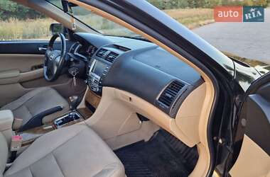 Седан BYD F6 2012 в 