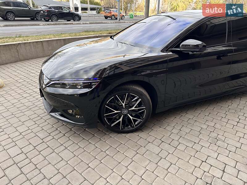 Седан BYD Han 2023 в Днепре