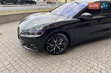 Седан BYD Han 2023 в 