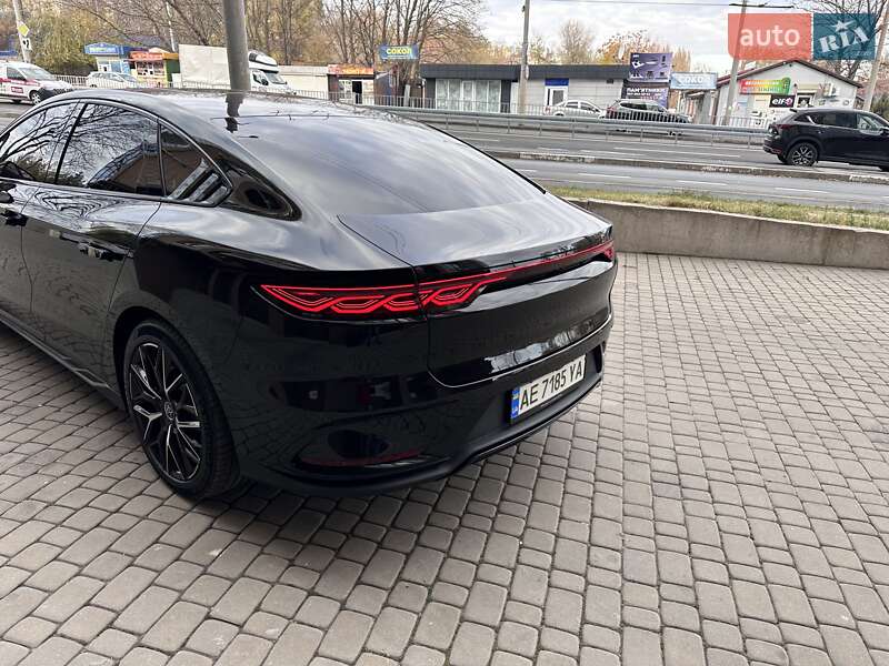 Седан BYD Han 2023 в Днепре
