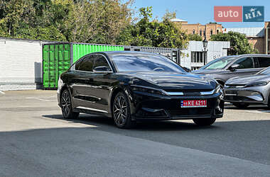 Седан BYD Han 2024 в 