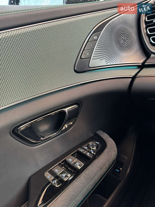 Седан BYD Han 2022 в Киеве