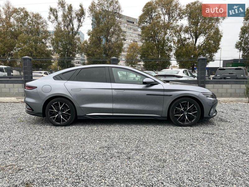 Седан BYD Han 2022 в Дніпрі
