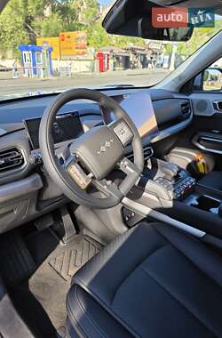 Позашляховик / Кросовер BYD Leopard 3 2025 в 