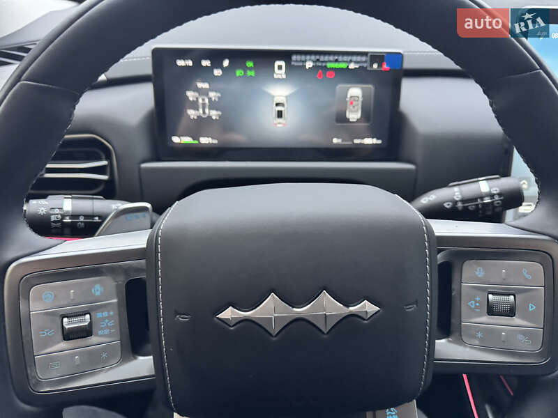 Внедорожник / Кроссовер BYD Leopard 3 2025 в Новоселице