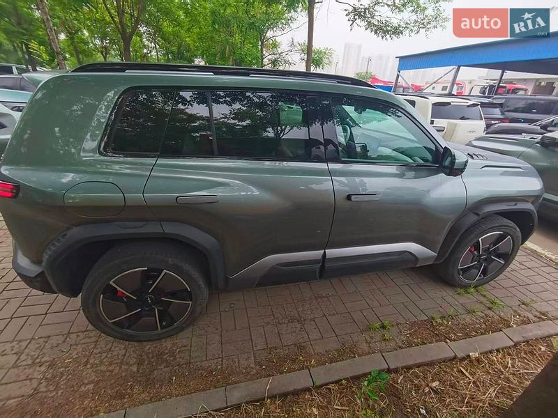 Внедорожник / Кроссовер BYD Leopard 3 2025 в Киеве