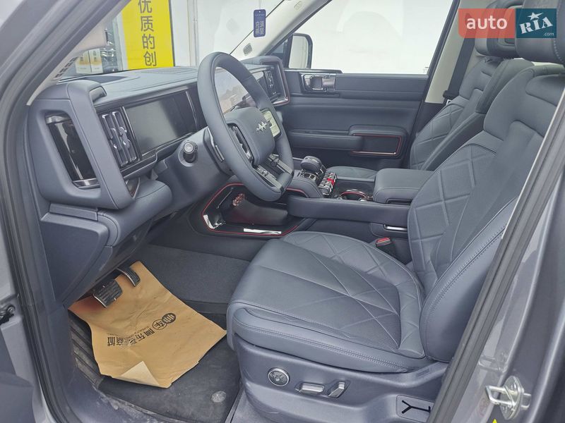Внедорожник / Кроссовер BYD Leopard 5 2025 в Днепре
