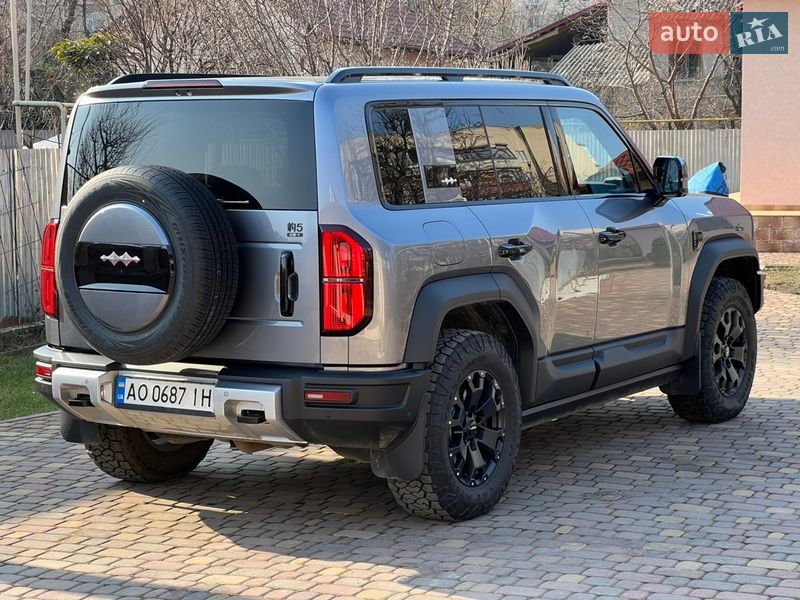 Внедорожник / Кроссовер BYD Leopard 5 2025 в Ужгороде