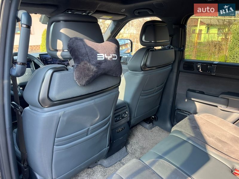 Внедорожник / Кроссовер BYD Leopard 5 2025 в Ужгороде