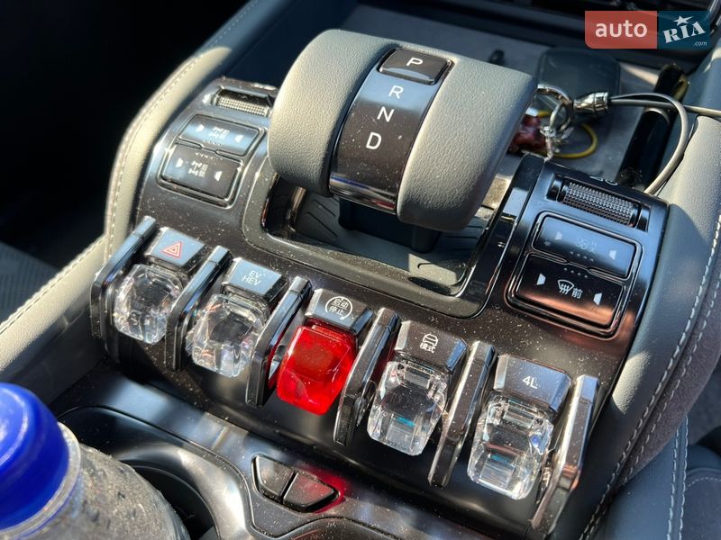 Внедорожник / Кроссовер BYD Leopard 5 2025 в Ужгороде