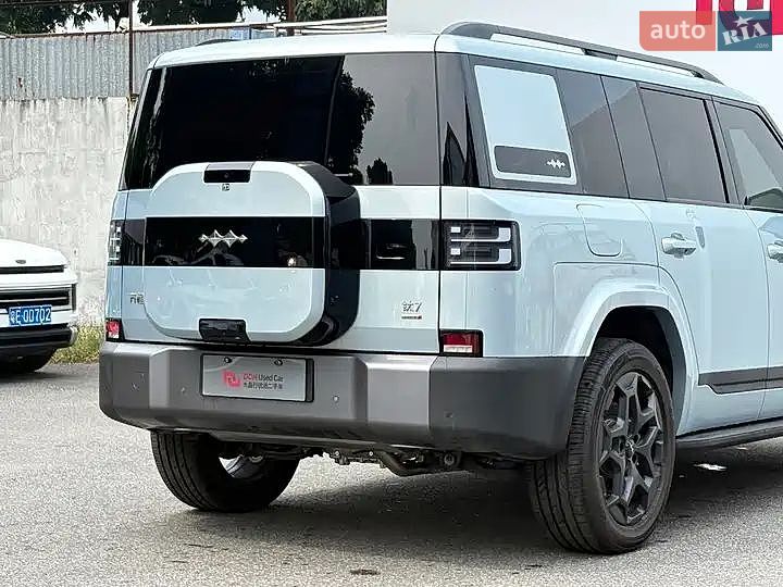 Внедорожник / Кроссовер BYD Leopard 7 2025 в Киеве