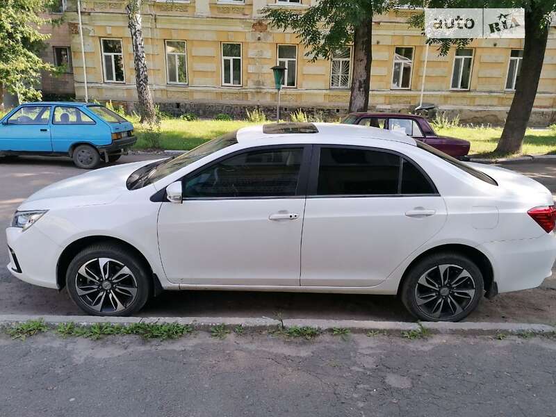 Седан BYD Qin Plus 2016 в Радомышле