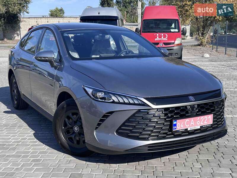 Седан BYD Qin Plus 2025 в Дніпрі
