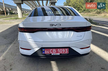 Седан BYD Qin Plus 2025 в 