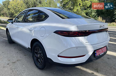 Седан BYD Qin Plus 2025 в 