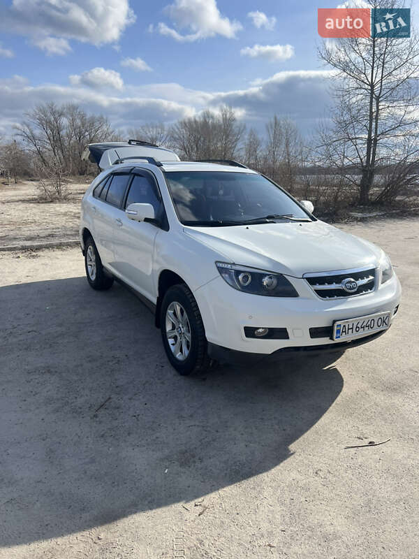 Позашляховик / Кросовер BYD S6 2013 в Кременчуці