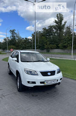 Внедорожник / Кроссовер BYD S6 2013 в Киеве