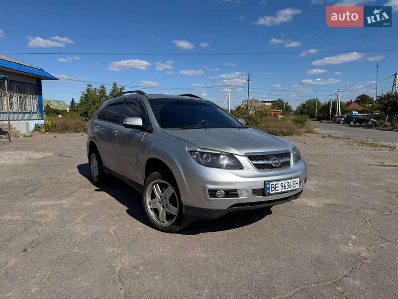 BYD S6 2013