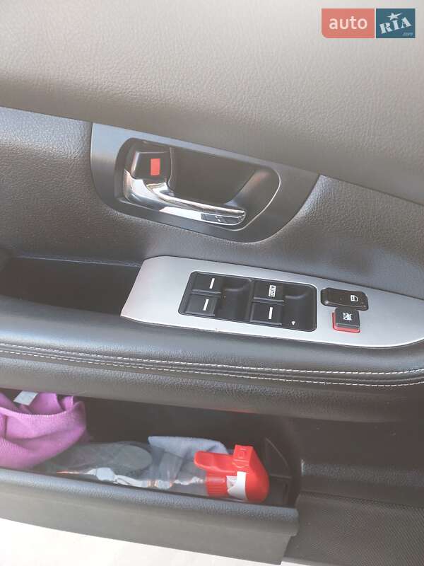 Внедорожник / Кроссовер BYD S6 2013 в Измаиле