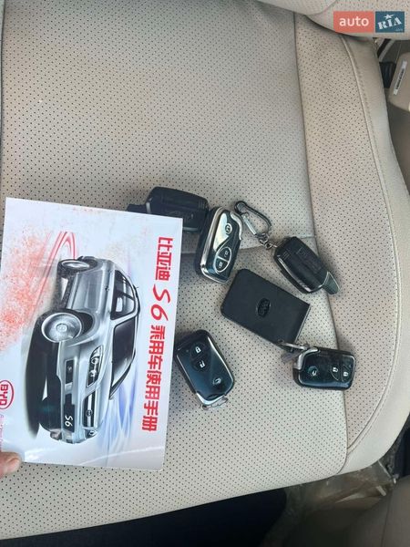 Внедорожник / Кроссовер BYD S6 2012 в Львове