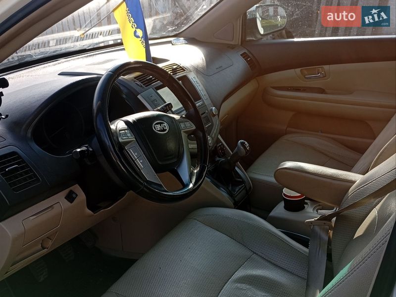 Позашляховик / Кросовер BYD S6 2012 в Нетішині