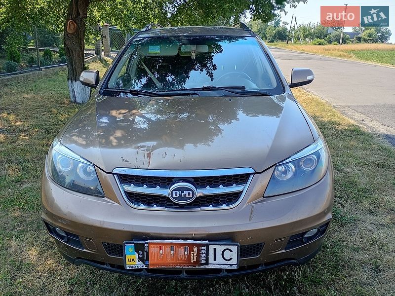 BYD S6 2012 BYD S6 2012