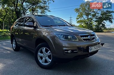 Позашляховик / Кросовер BYD S6 2013 в Кривому Розі