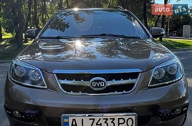 Позашляховик / Кросовер BYD S6 2013 в Кривому Розі