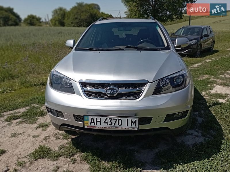 Позашляховик / Кросовер BYD S6 2013 в Здолбуніві