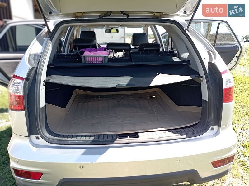 Позашляховик / Кросовер BYD S6 2013 в Здолбуніві