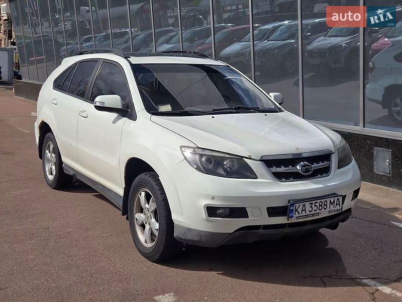BYD S6 2012