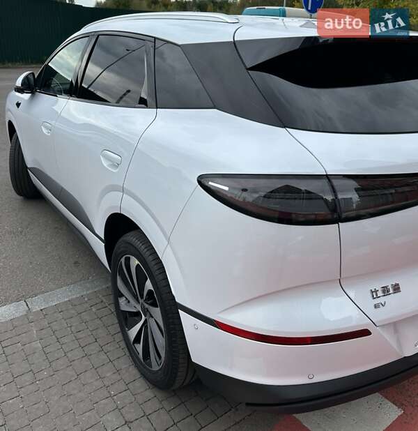Внедорожник / Кроссовер BYD Sea Lion 06 2025 в Киеве