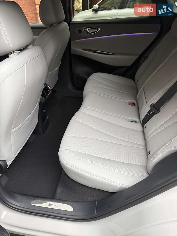 Внедорожник / Кроссовер BYD Sea Lion 06 2025 в Киеве