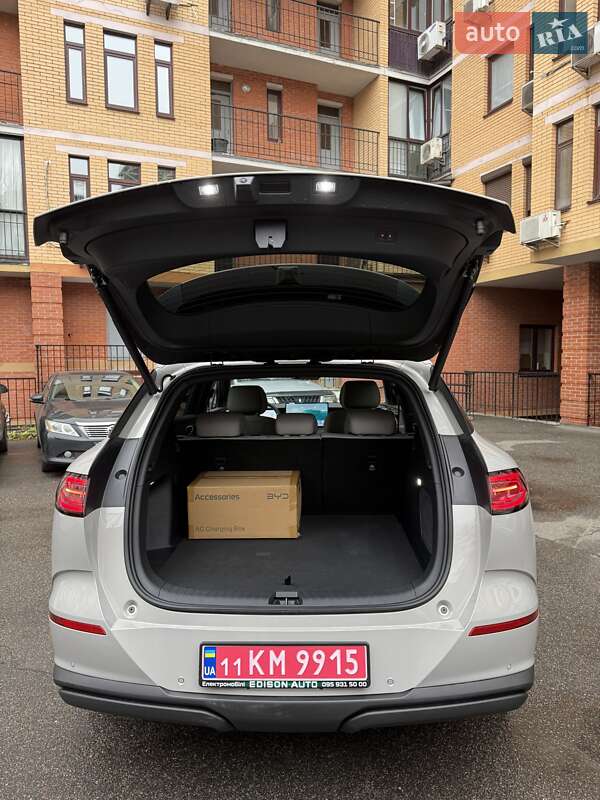 Внедорожник / Кроссовер BYD Sea Lion 06 2025 в Киеве