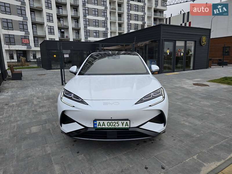 Позашляховик / Кросовер BYD Sea Lion 07 2024 в Києві