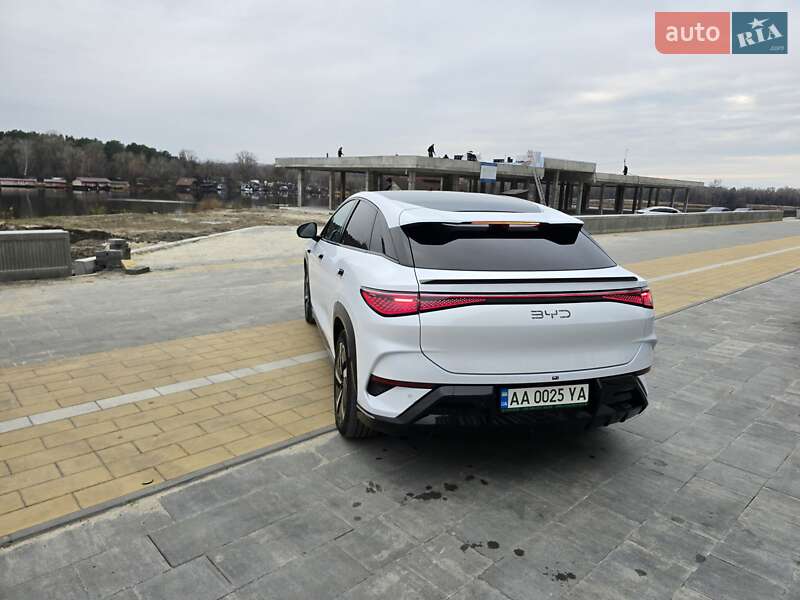 Позашляховик / Кросовер BYD Sea Lion 07 2024 в Києві