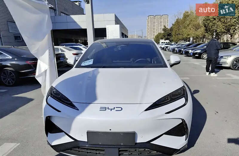 Внедорожник / Кроссовер BYD Sea Lion 7 2024 в Львове